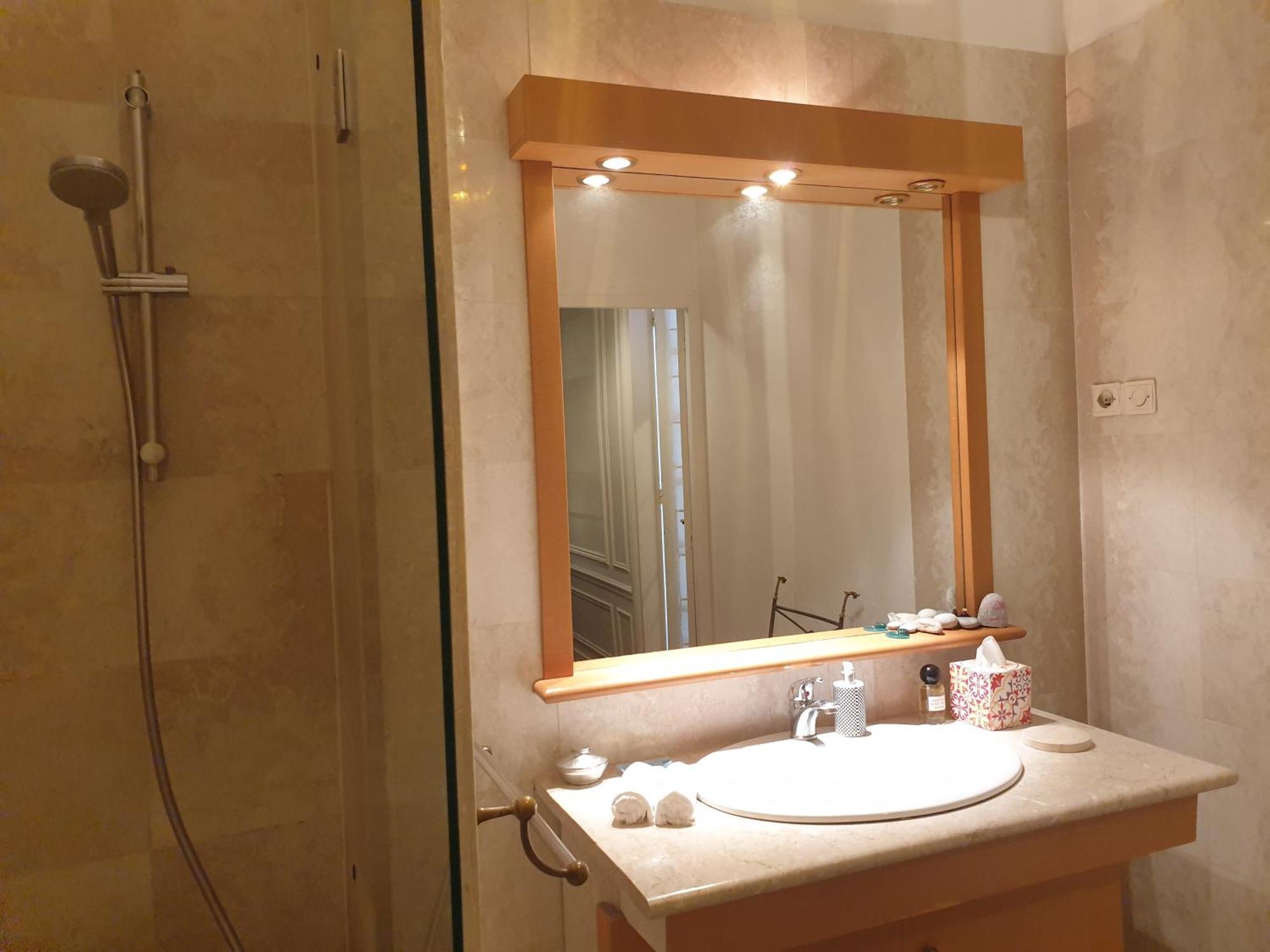 Appartement Haussmannien Cosy Paris